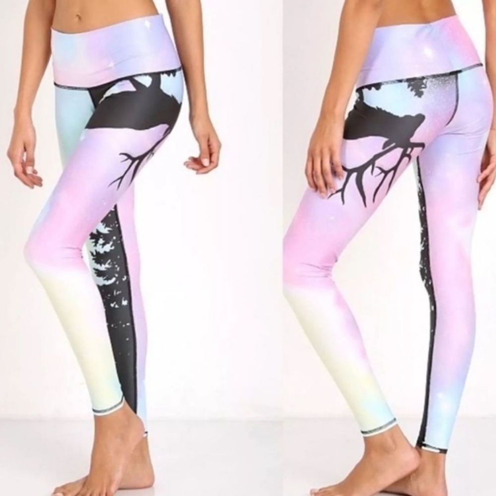 Teeki Northern Lights Multicolor Leggings with Black Moose